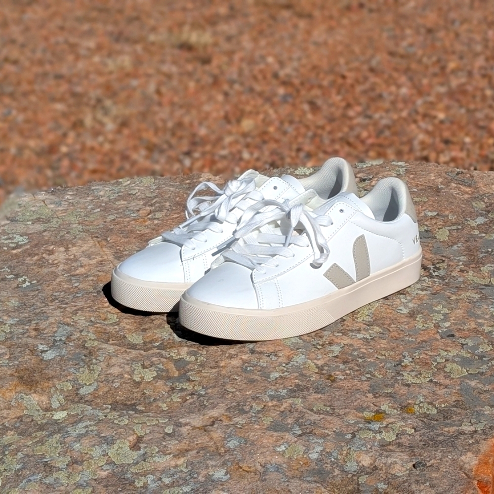 Veja Campo Chromefree Leather White Natual Gray Suede Womens Size 8